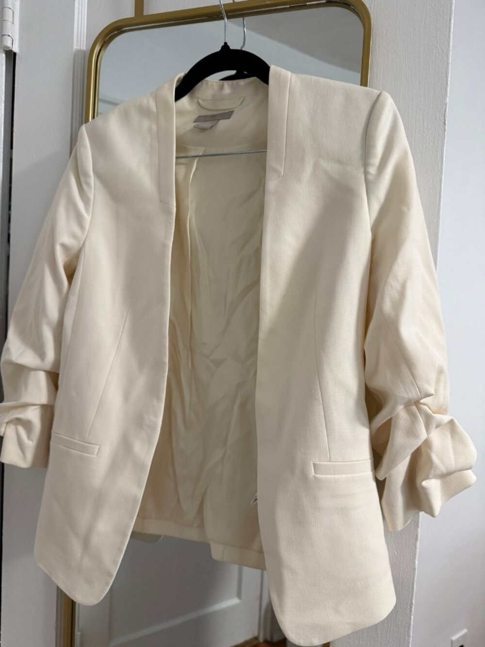 H&M cream open front blazer size 2